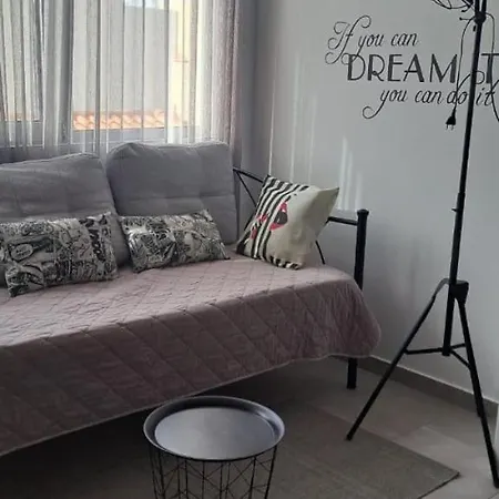 Luxury One Bedroom Aristophanes Apartment-2